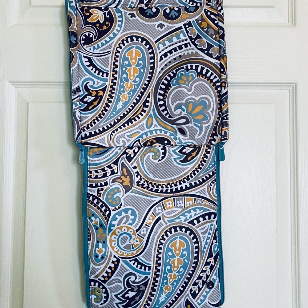 *Parisian Garden* Thirty-One Travel Organizer
